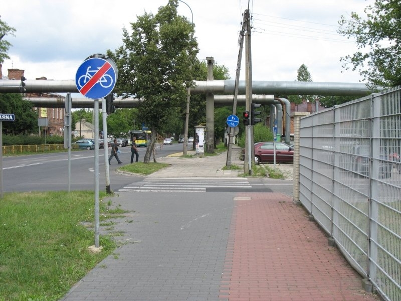 "Usprawnienia" na DDRiP - ul. I AWP