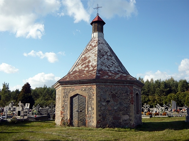 Kaplica cmentarna w Kleczkowie