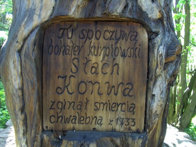 Skansen w Nowogrodzie - Pomnik Stacha Konwy