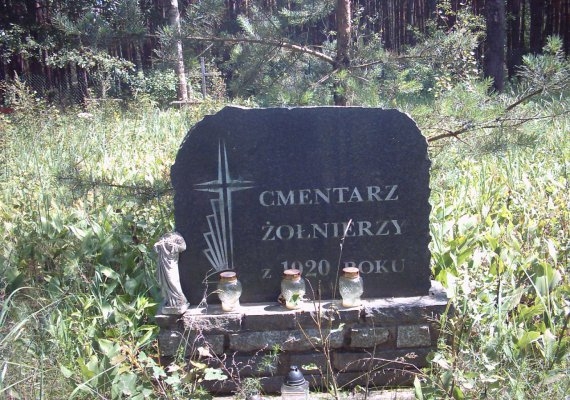 Piasecznia - cmentarz wojenny.