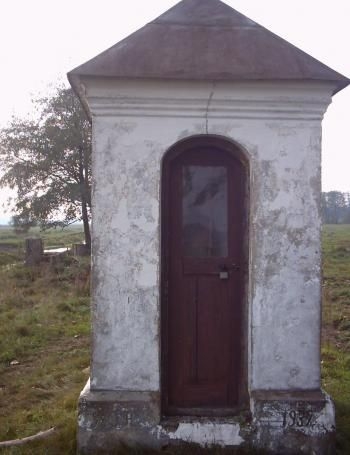 Murowana kapliczka św. J.N.