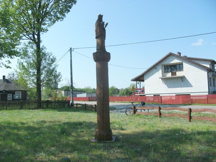 Cierpięta - figura św. J.N.