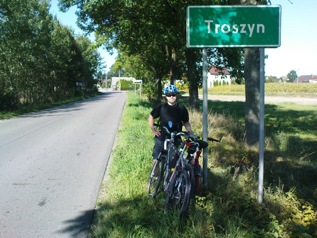 [20.09.2009] Wycieczka forumowiczów do Troszyna