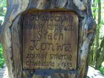 Skansen w Nowogrodzie - Pomnik Stacha Konwy