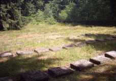 Ramiona - cmentarz poległych w czasie I wojny światowej.