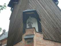 Brok - figura św.J.N. na dzwonnicy